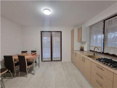 Royal Imobiliare   Inchiriere Vila zona Paulesti