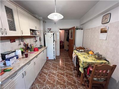 Royal Imobiliare Vanzare Apartament 4 Camere Zona Ultracentrala