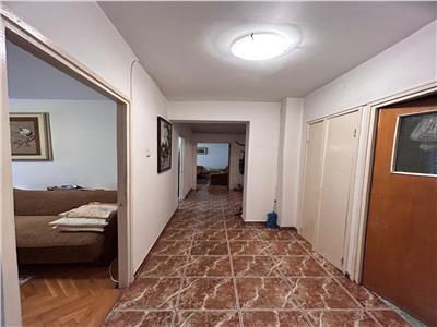 Royal Imobiliare Vanzare Apartament 4 Camere Zona Ultracentrala