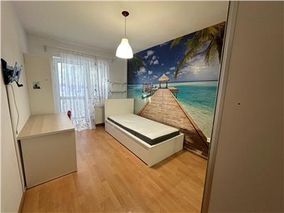 Royal Imobiliare    Inchiriere Apartament zona Malu Rosu