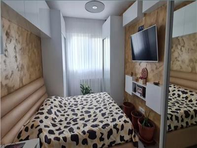 Royal Imobiliare   Vanzare Apartament zona 9 Mai