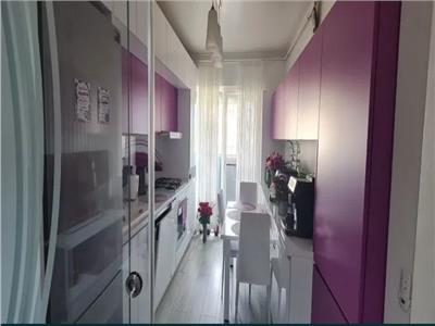 Royal Imobiliare   Vanzare Apartament zona 9 Mai