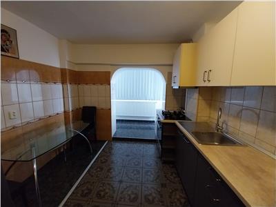 Royal Imobiliare   Vanzare Apartament zona Ultracentrala