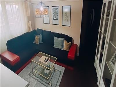 Royal Imobiliare - Vanzare apartament 2 camere zona Piata Mihai Viteazul