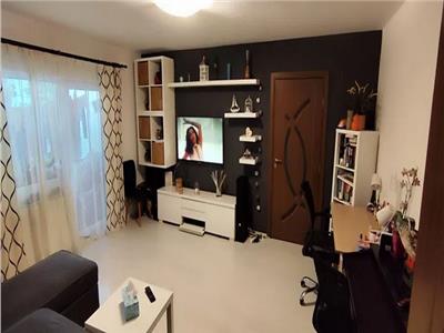 Royal Imobiliare - Vanzare apartament 2 camere zona Malu Rosu