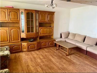 Royal Imobiliare   Vanzare Apartament zona B dul Bucuresti