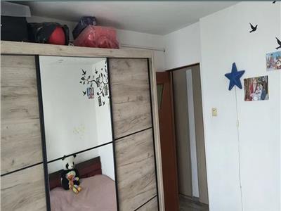 Royal Imobiliare    Vanzare Apartament zona Paltinis