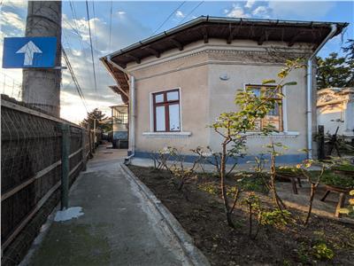 Royal Imobiliare   Vanzare Casa zona Rudului