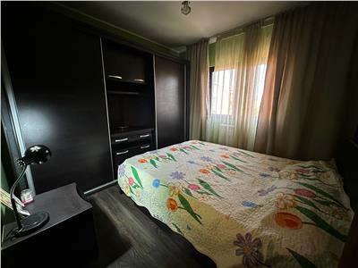 Royal Imobiliare   Vanzare Apartament zona 9 Mai