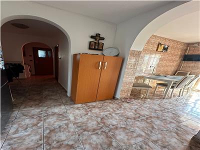 Royal Imobiliare Vanzare Apartament 3 camere zona Ienachita Vacarescu