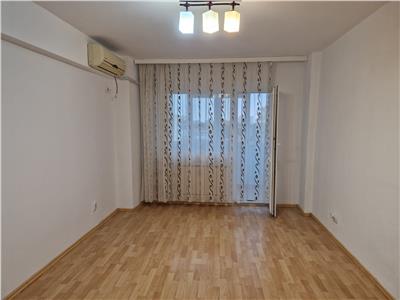 Royal Imobiliare - Vanzare Apartament zona malu Rosu