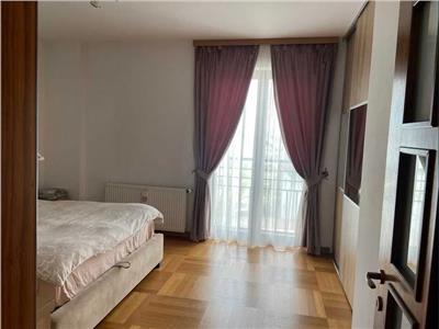 Royal Imobiliare Vanzare Apartament 3 camere Zona Cioceanu