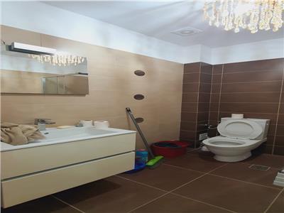 Royal Imobiliare Vanzare Apartament 4 Camere Zona Ultracentrala