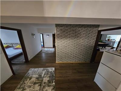 Royal Imobiliare Vanzare Apartament 4 Camere Zona Piata Mihai Viteazu