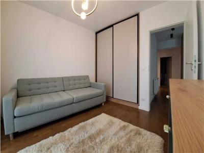 Royal Imobiliare  Inchiriere apartament 3 camere, zona Albert