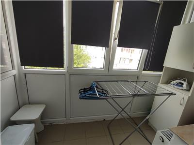 Royal Imobiliare   Vanzare apartament 2 camere, zona Malu Rosu