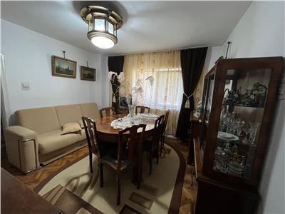 Royal Imobiliare   Vanzare Casa zona Baicoi Tintea