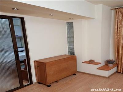 Royal Imobiliare    Vanzare Apartament zona Gheorghe Doja