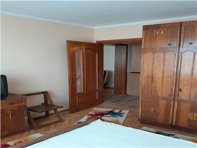 Royal Imobiliare   Vanzare Apartament zona Democratiei