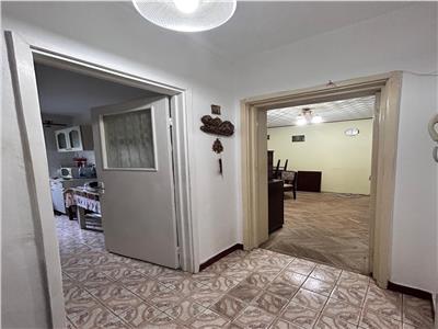 Royal Imobiliare    Vanzare Apartament zona Nord