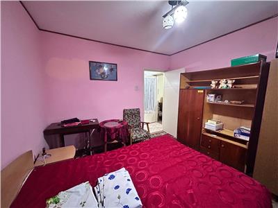 Royal Imobiliare    Vanzare Apartament zona Nord