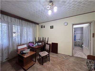 Royal Imobiliare    Vanzare Apartament zona Nord