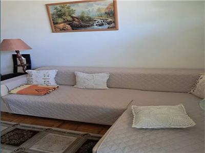 Royal Imobiliare   Vanzare apartament 3 camere, zona Sud