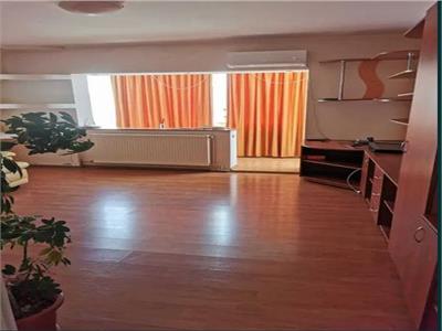 Royal Imobiliare   Vanzare Apartament zona 9 Mai