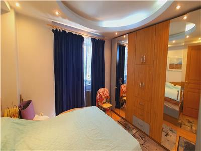 Royal Imobiliare   Inchiriere apartament 3 camere, zona Gh Doja