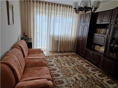 Royal Imobiliare   Vanzare Apartament zona Vest