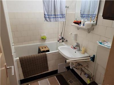 Royal Imobiliare   Vanzare Apartament zona Republicii