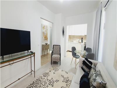 Royal Imobiliare   Vanzare apartament 2 camere zona Bdul Bucuresti